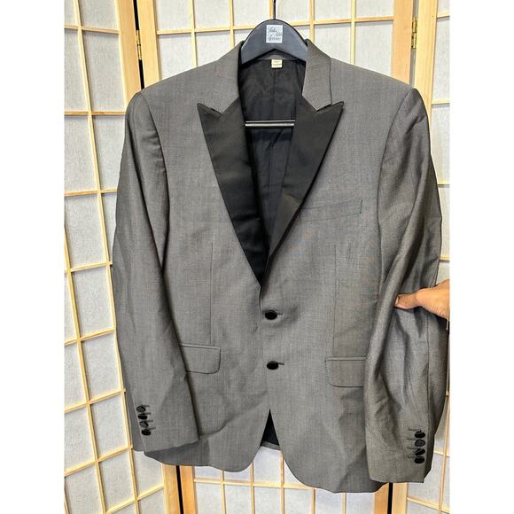 Burberry London Tuxedo 50R EU | 40R US - Picture 11 of 16